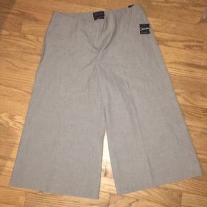 COPY - BNWT The Limited Cassidy Fit WideLeg Cropp…